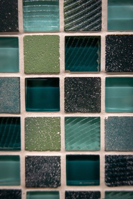 <a href="https://highplainsflooring.com/glass-tile//" target="_blank" style="color: white; text-decoration: none;">Glass Tile</a>