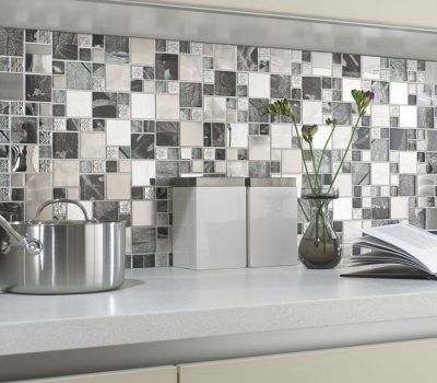 Mixed-Material Glass & Metal as backsplash